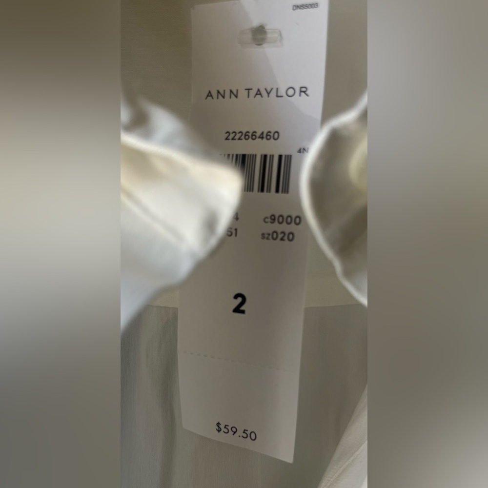 Ann Taylor White Button Up Shirt - Picture 3 of 4